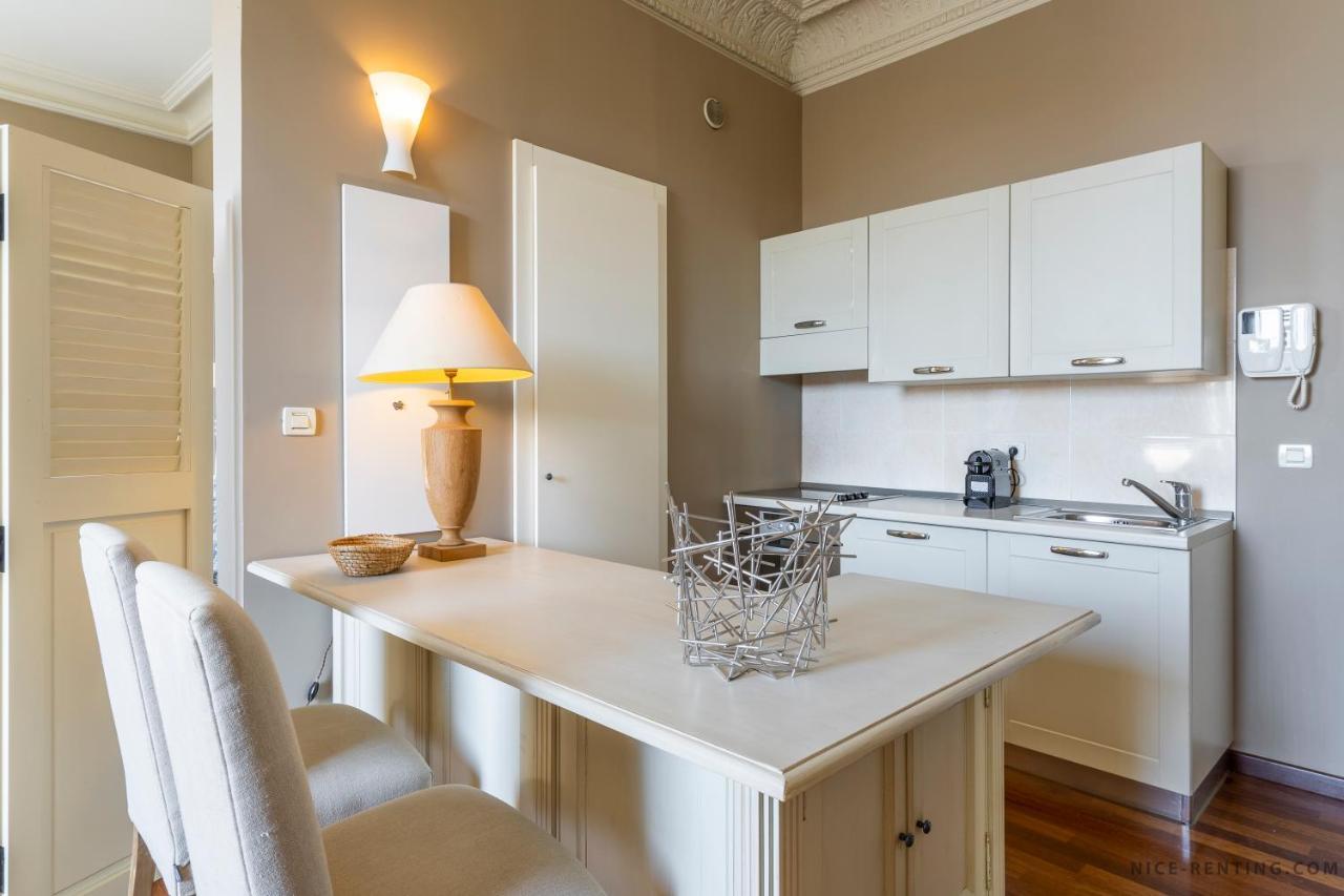 Nice Renting - 13 Massena - Live A Dream Luxury Loft - Place Massena Luaran gambar